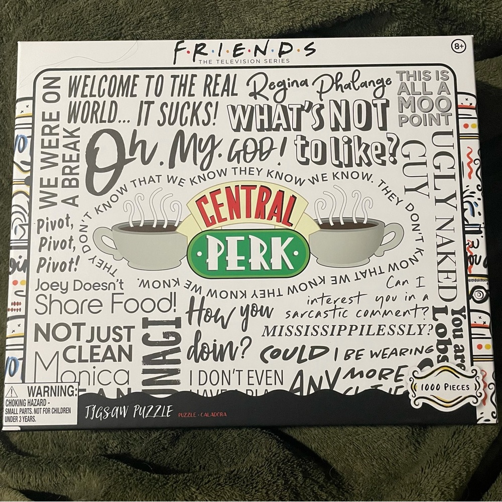 Friends Central Perk 1000 Piece Jigsaw Puzzle